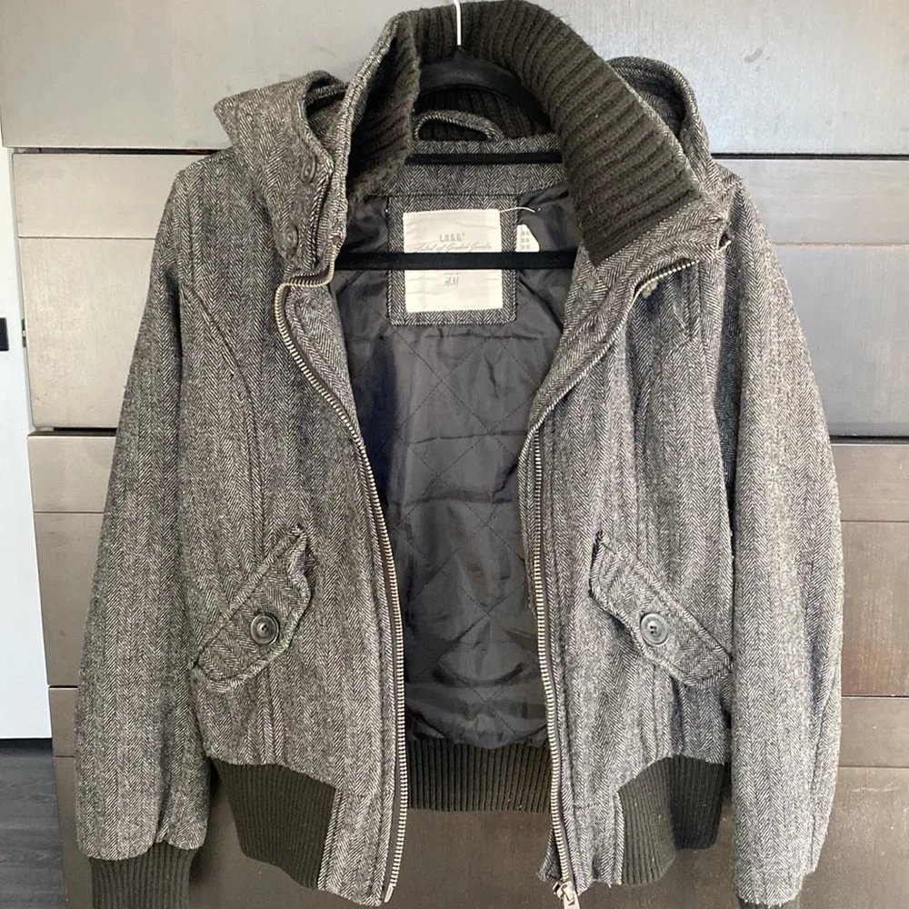 H&M jacket. - Picture 4 of 4